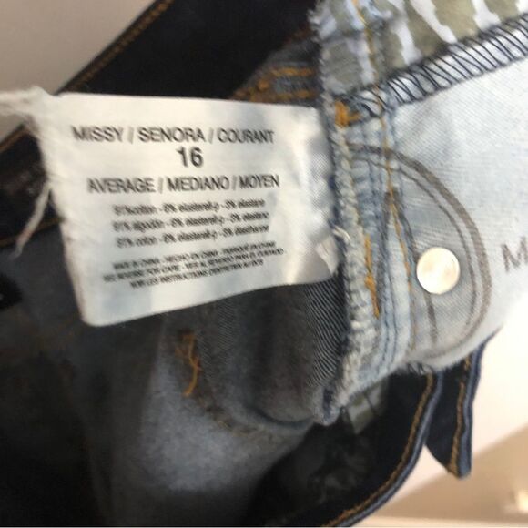 MiracleBody Jeans Womens Size 16 Blue Dark Wash Desire Crop Boot Cut - Picture 9 of 9